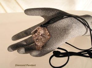 Diamond Pendant - Lores